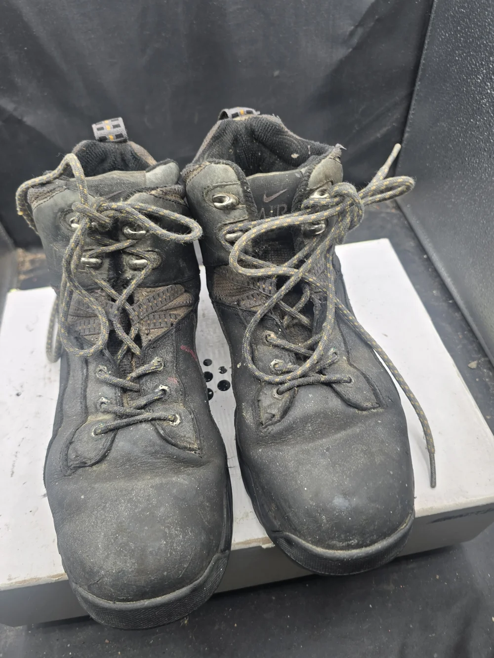 Nike Black Lace-Up Work Boots with Padded Tongue